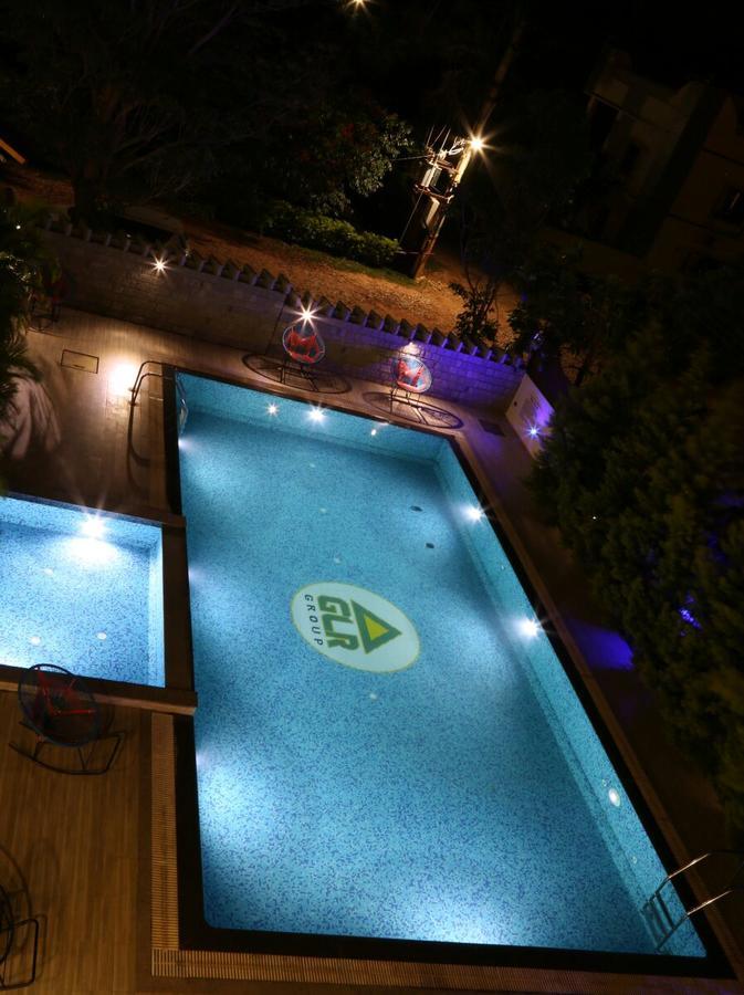 Golds Club & Resort Bayappanhalli Exterior photo